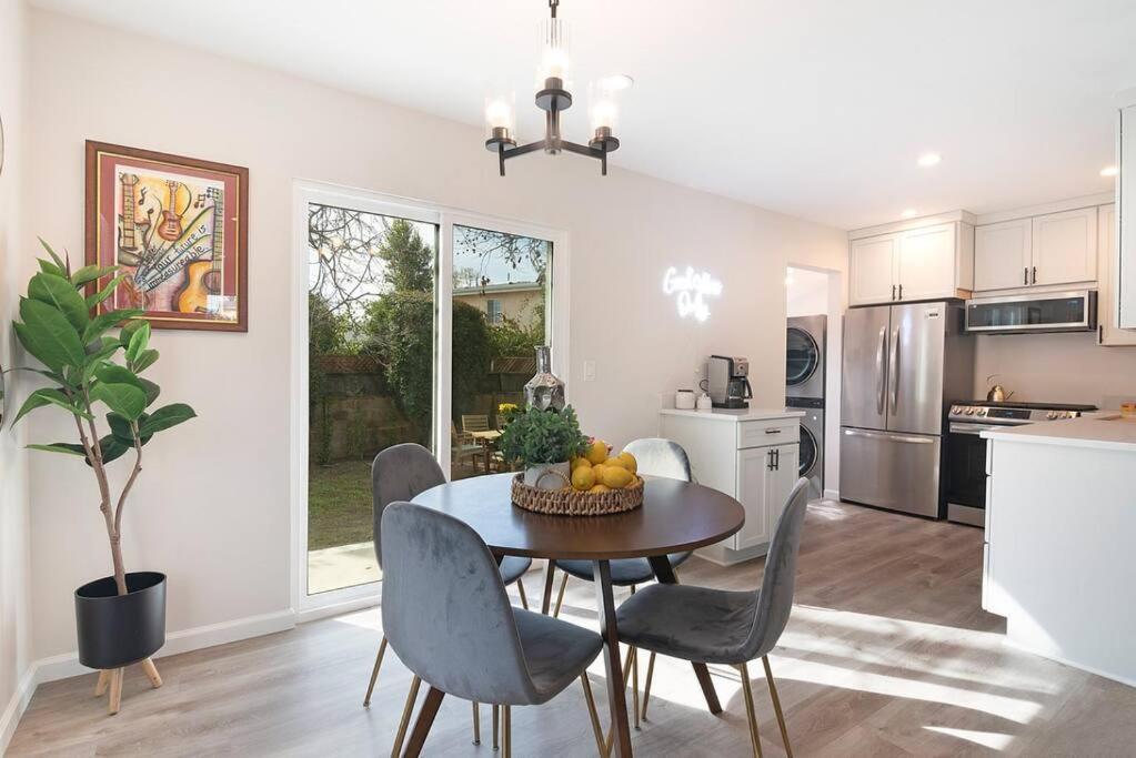 Beautiful 3 Bed 1 Bath Designer Home + Hot Tub Λος Άντζελες Εξωτερικό φωτογραφία